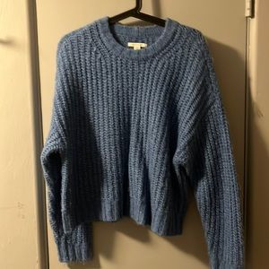 American Eagle Sweater (So soft)